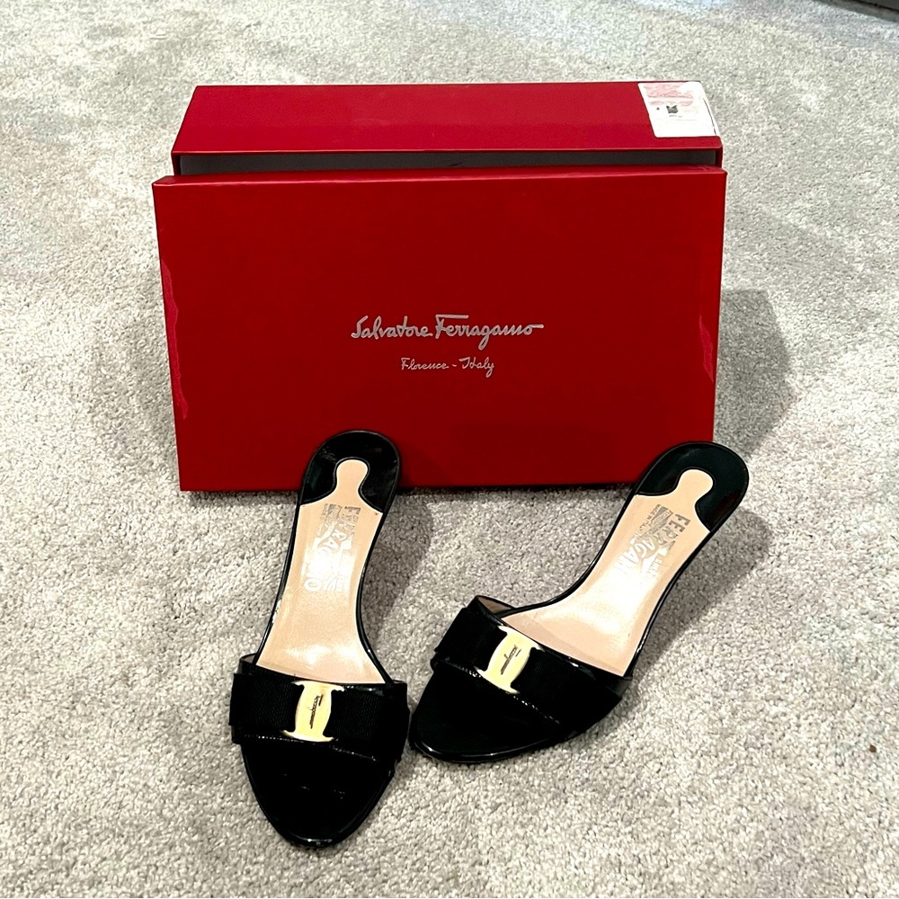 Ferragamo sandals - euc